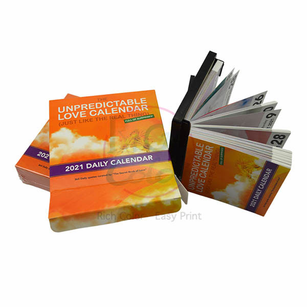 Как могат да се използват рециклируеми материали в календари, без да се прави компромис с качеството?